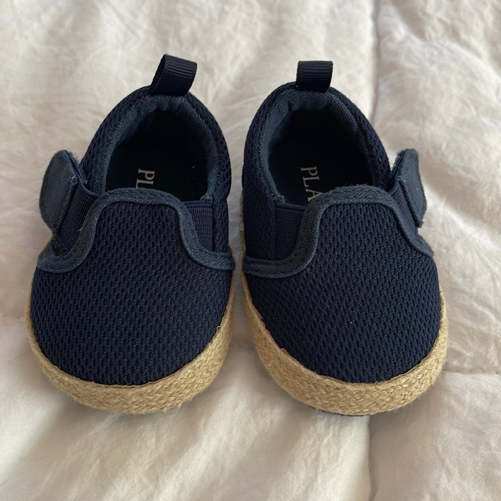 Baby slip on shoes 0-3 months
